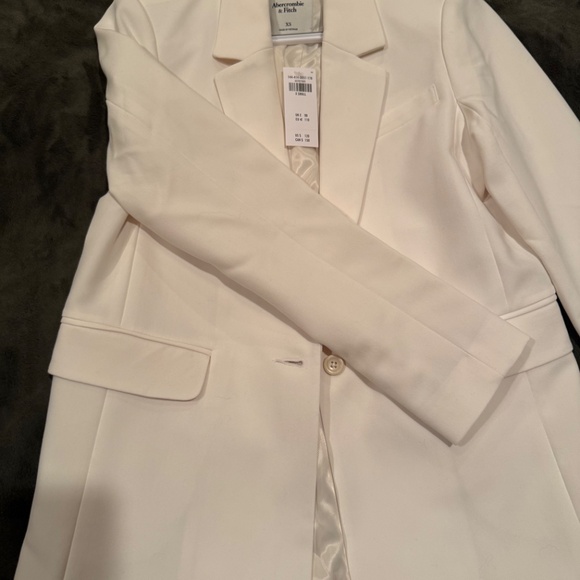 Abercrombie & Fitch Off-White Blazer - Picture 3 of 8